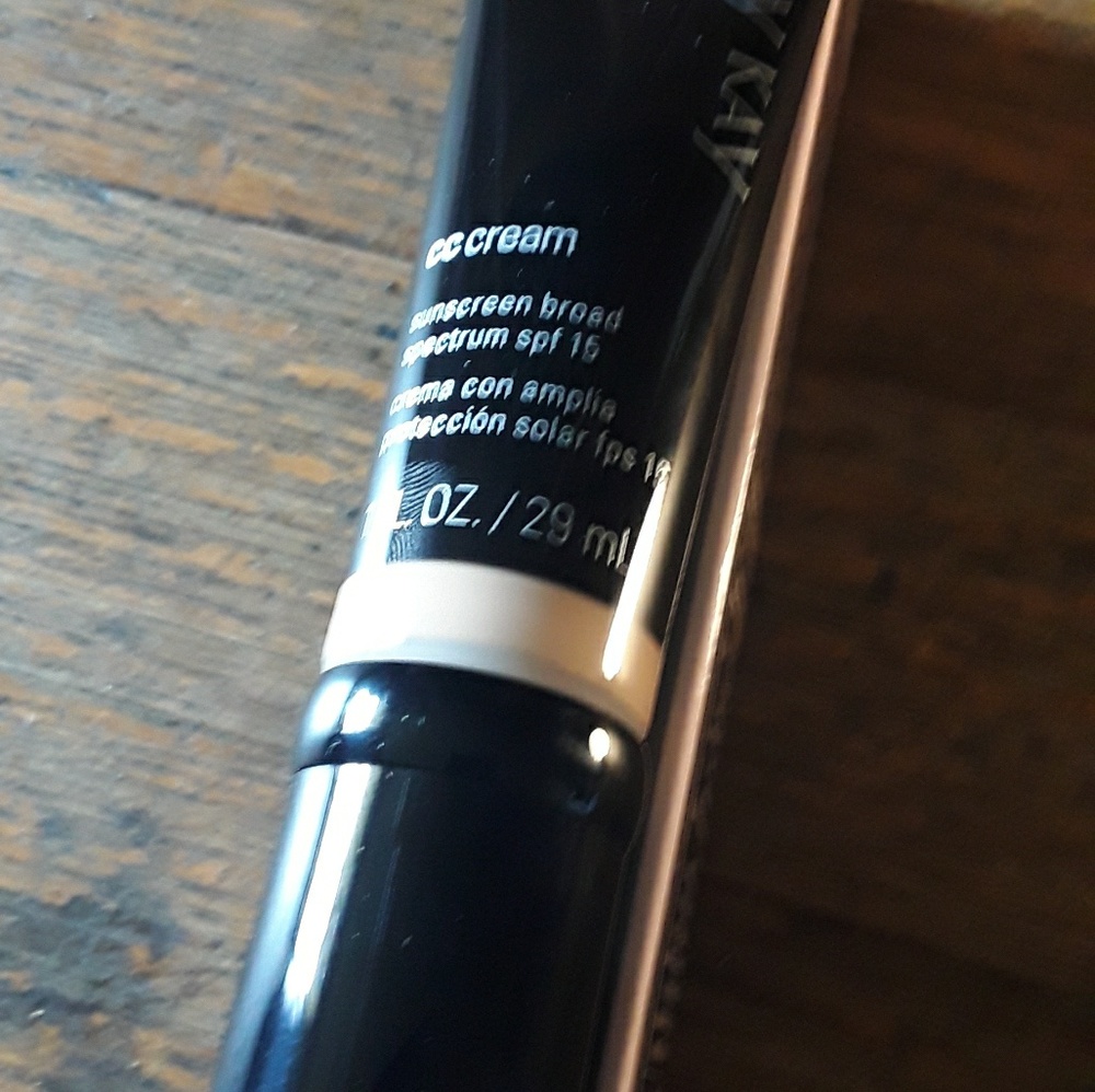 SET OF 2 CC CREAM  SHADE (Medium to Deep)